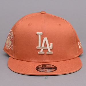 New Era - LA Dodgers 9Fifty Side Patch Medium - Snapback - Medium Brown/Beige