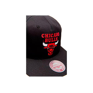 Mitchell & Ness - Chicago Bulls Retro Throwback - Snapback - Black