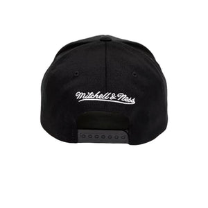 Mitchell & Ness - New York Knicks 110 Outline - Snapback - Black/White